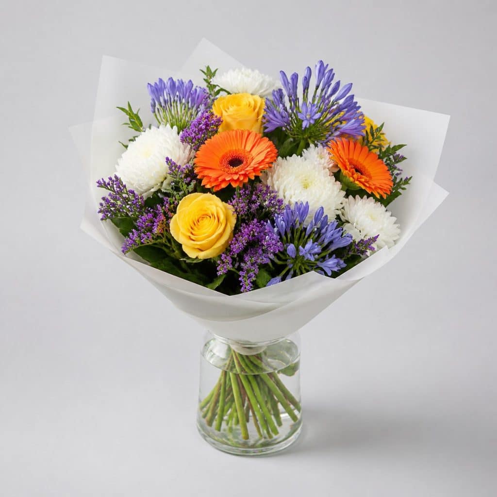 Bouquet de fleurs fraîches à petit prix, dix tiges assorties